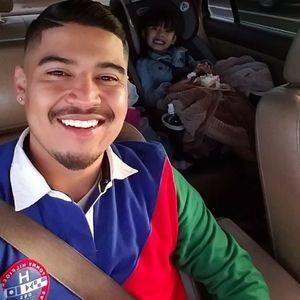 Meet your Posher, Luis